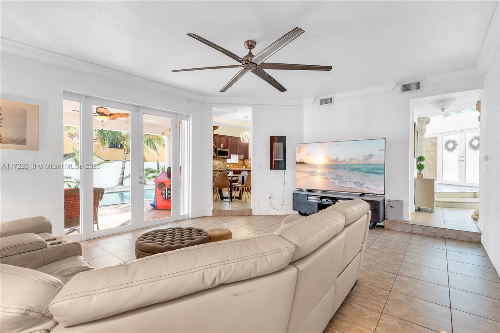 3RD ADDN TO ROYAL OAKS - Residential