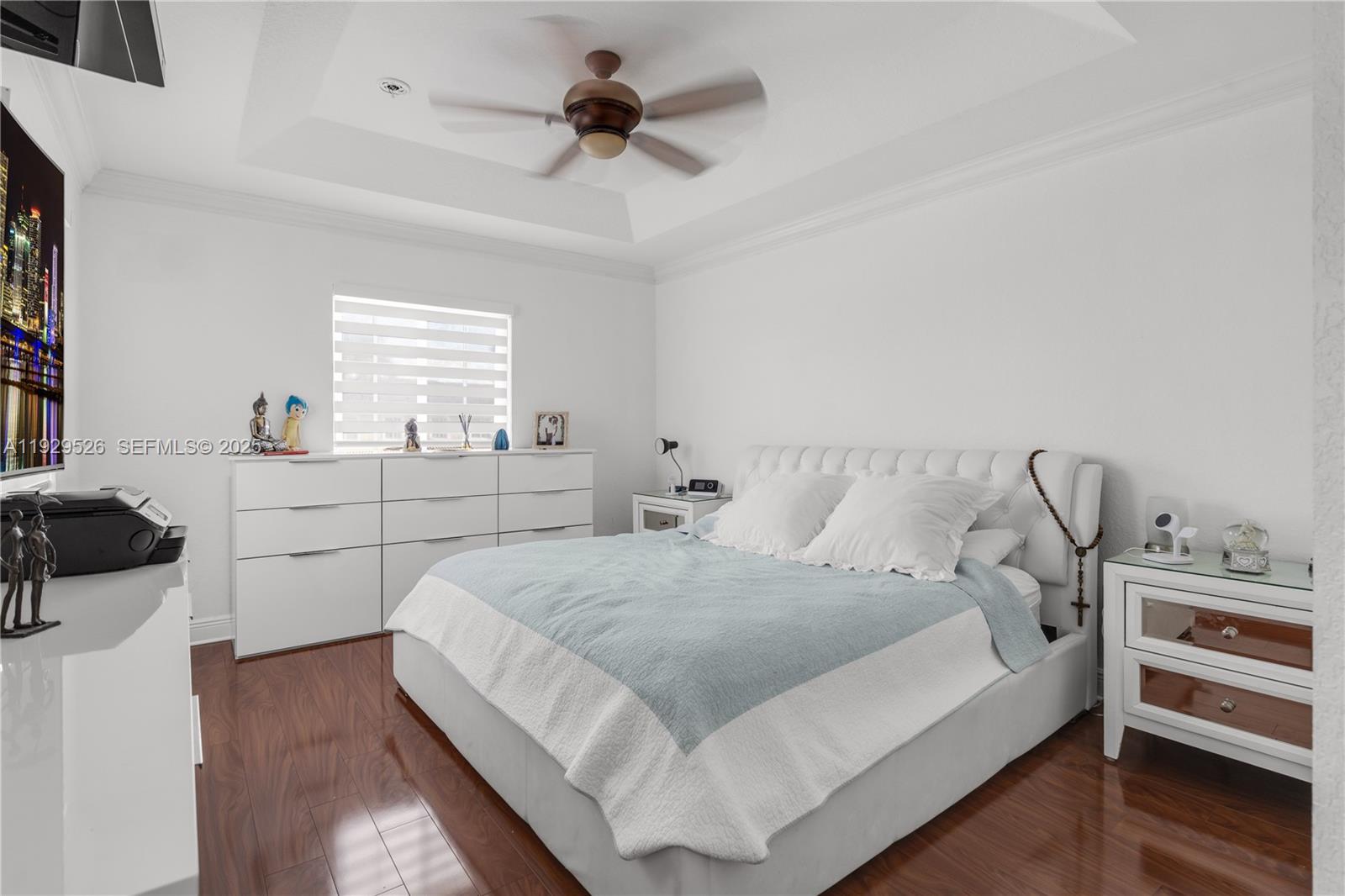 MANDARIN LAKES - Residential