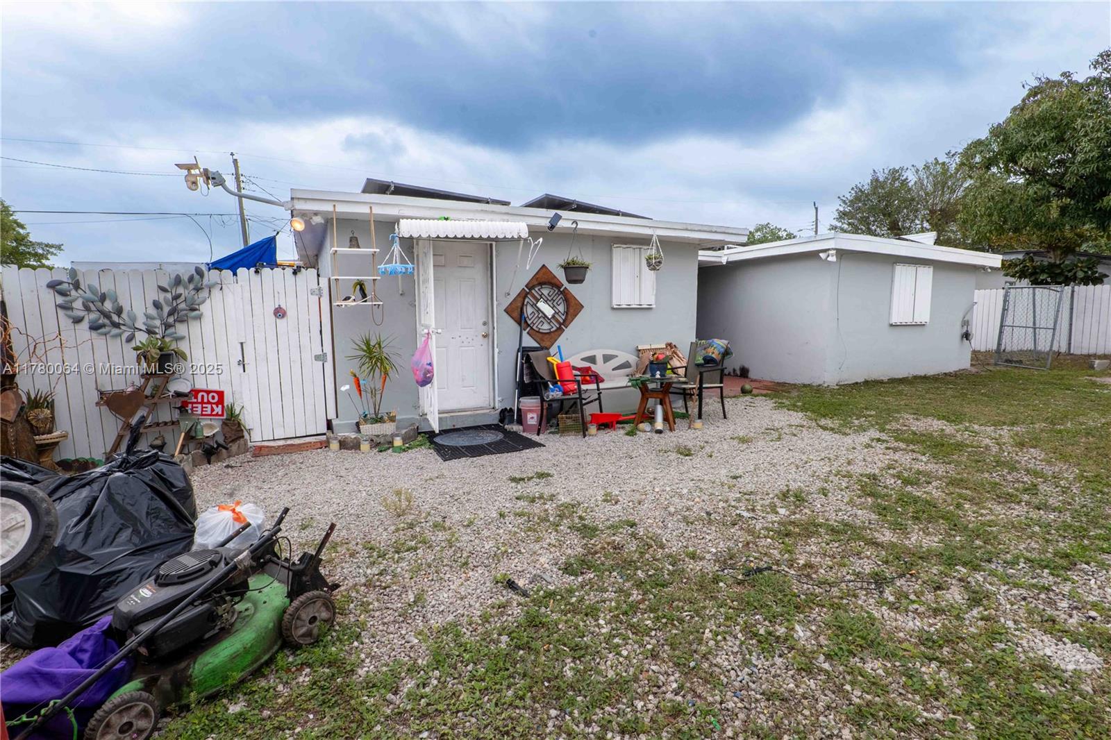 THE TROPICS AMD PLAT - Residential Income