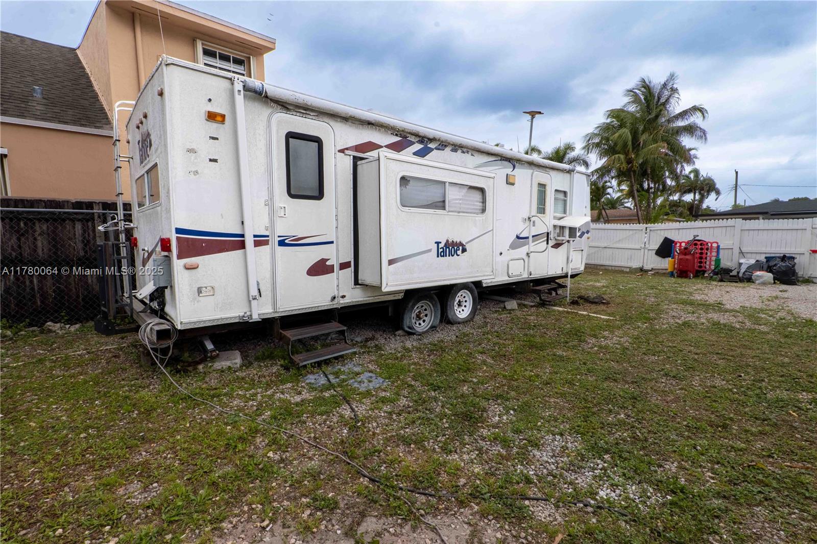 THE TROPICS AMD PLAT - Residential Income