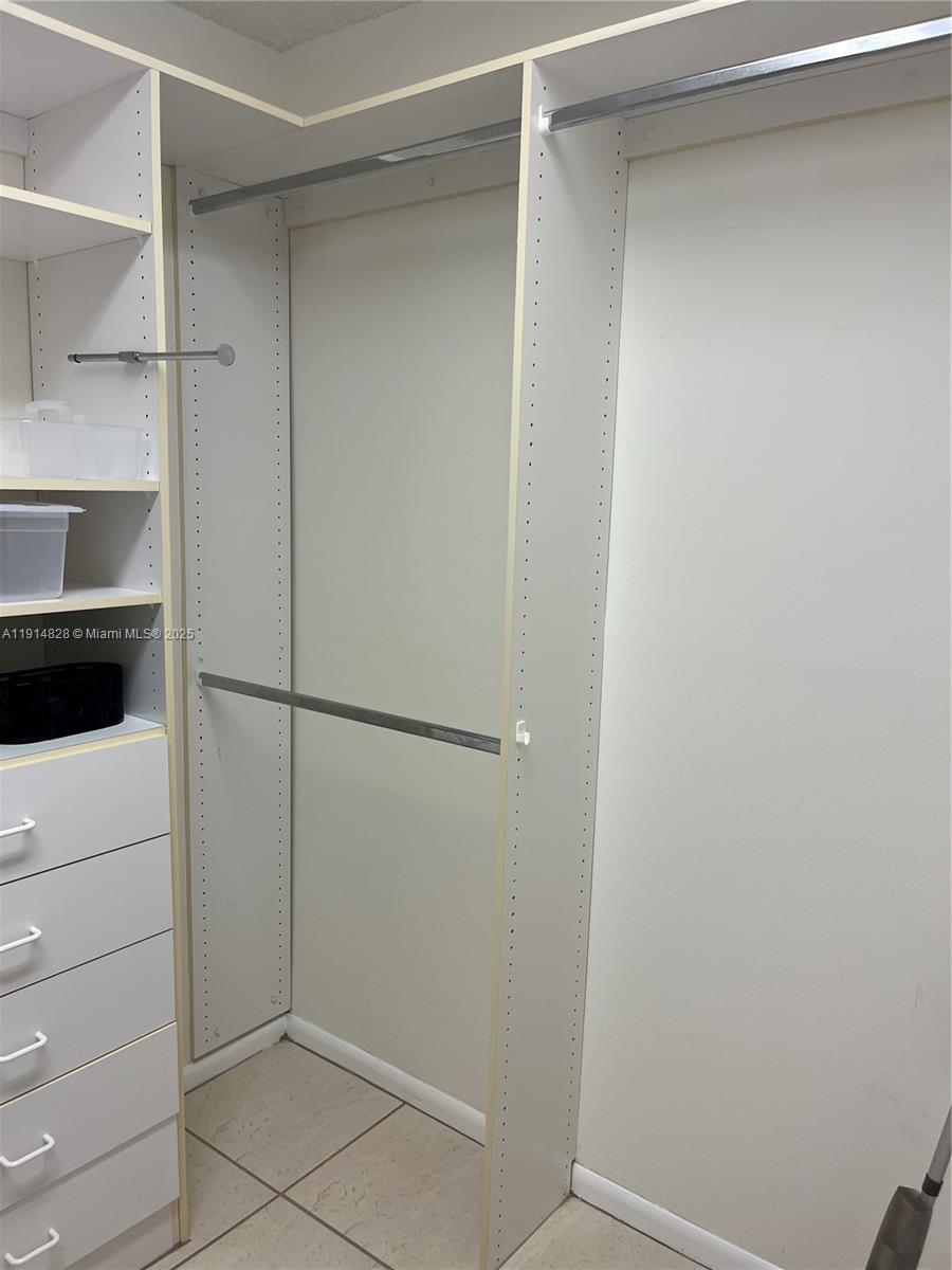 SUFFOLK AT CENTURY VILLAG - Residential