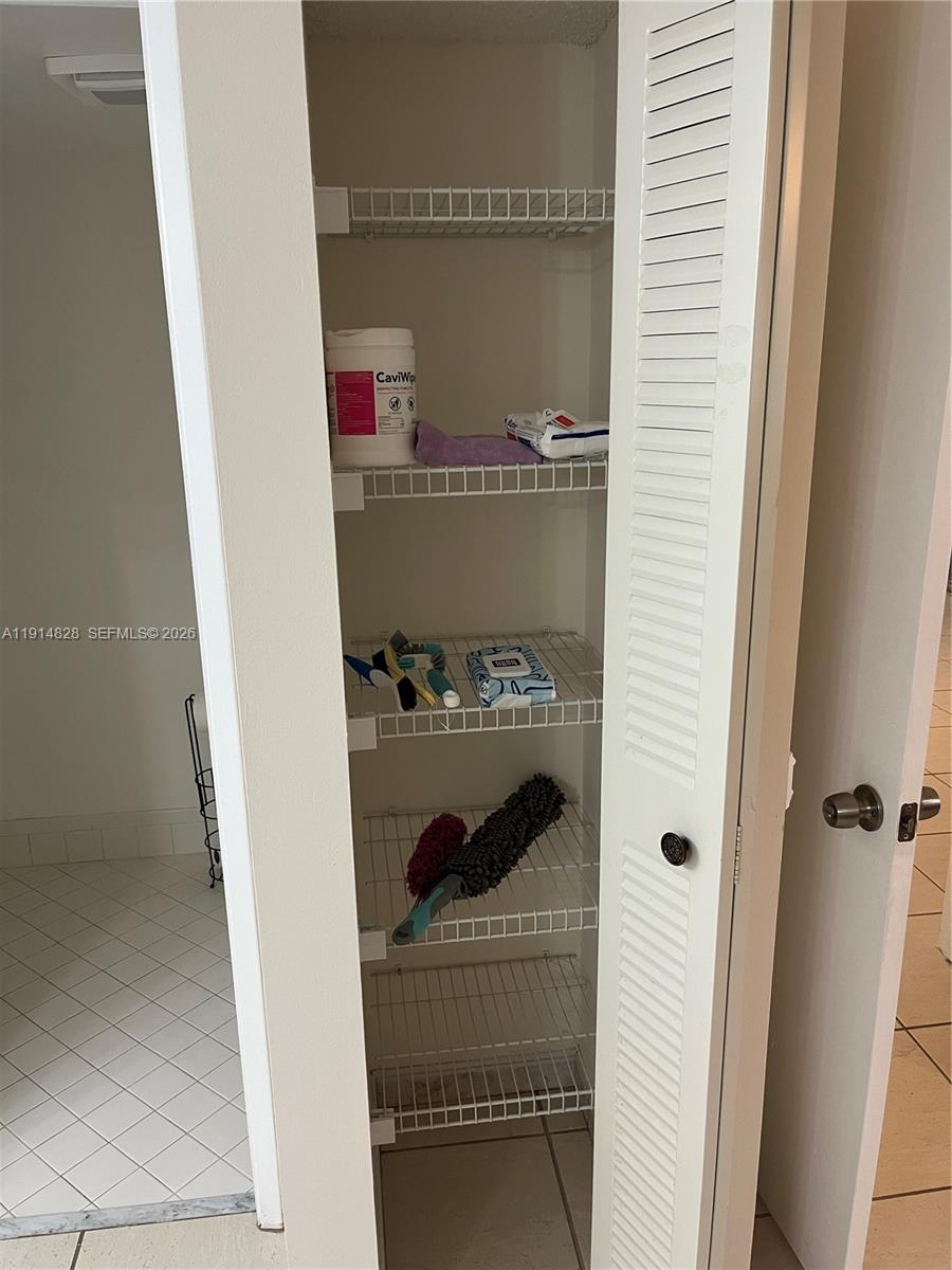 SUFFOLK AT CENTURY VILLAG - Residential