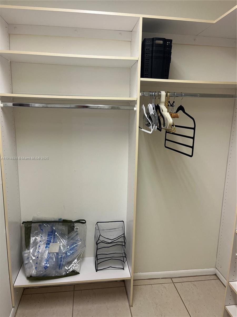 SUFFOLK AT CENTURY VILLAG - Residential