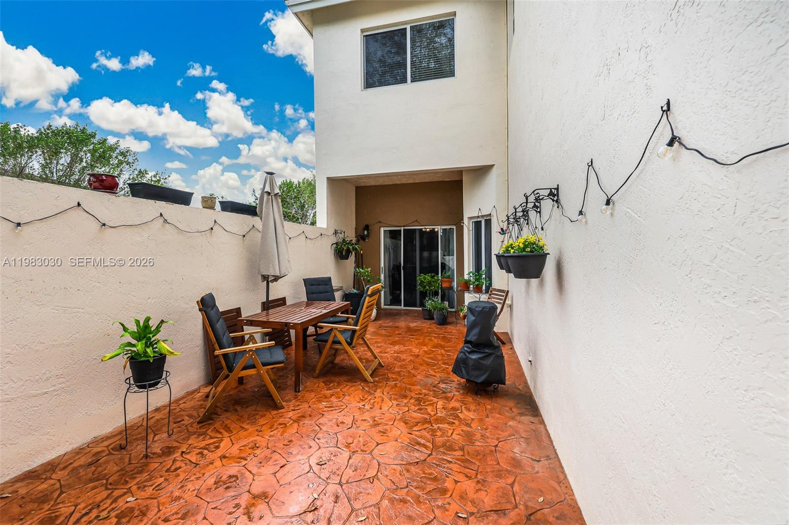 CALI GREENS - Residential