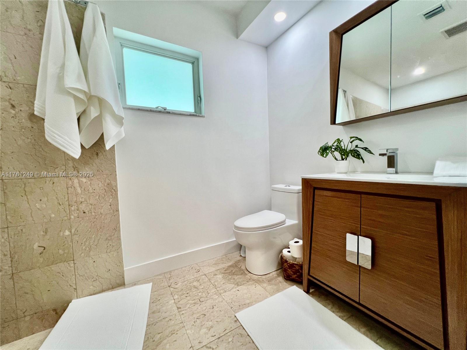 SECOND ADDN TO KINGS BAY - Residential Lease