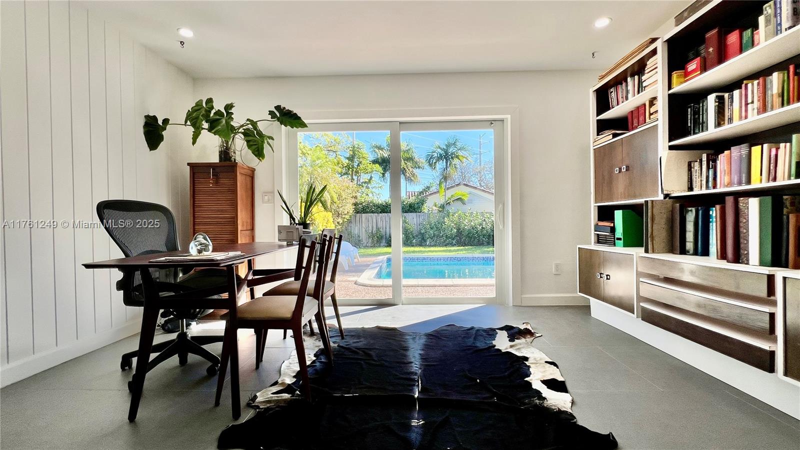 Rental Property at 14605 Sw 75th Ave 14605, Palmetto Bay, Miami-Dade County, Florida - Bedrooms: 4 
Bathrooms: 3  - $8,000 MO.