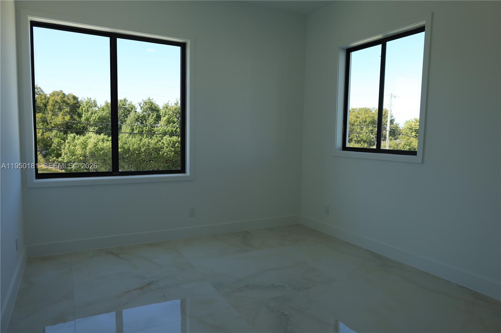 PORT LARGO 3RD ADD - Residential