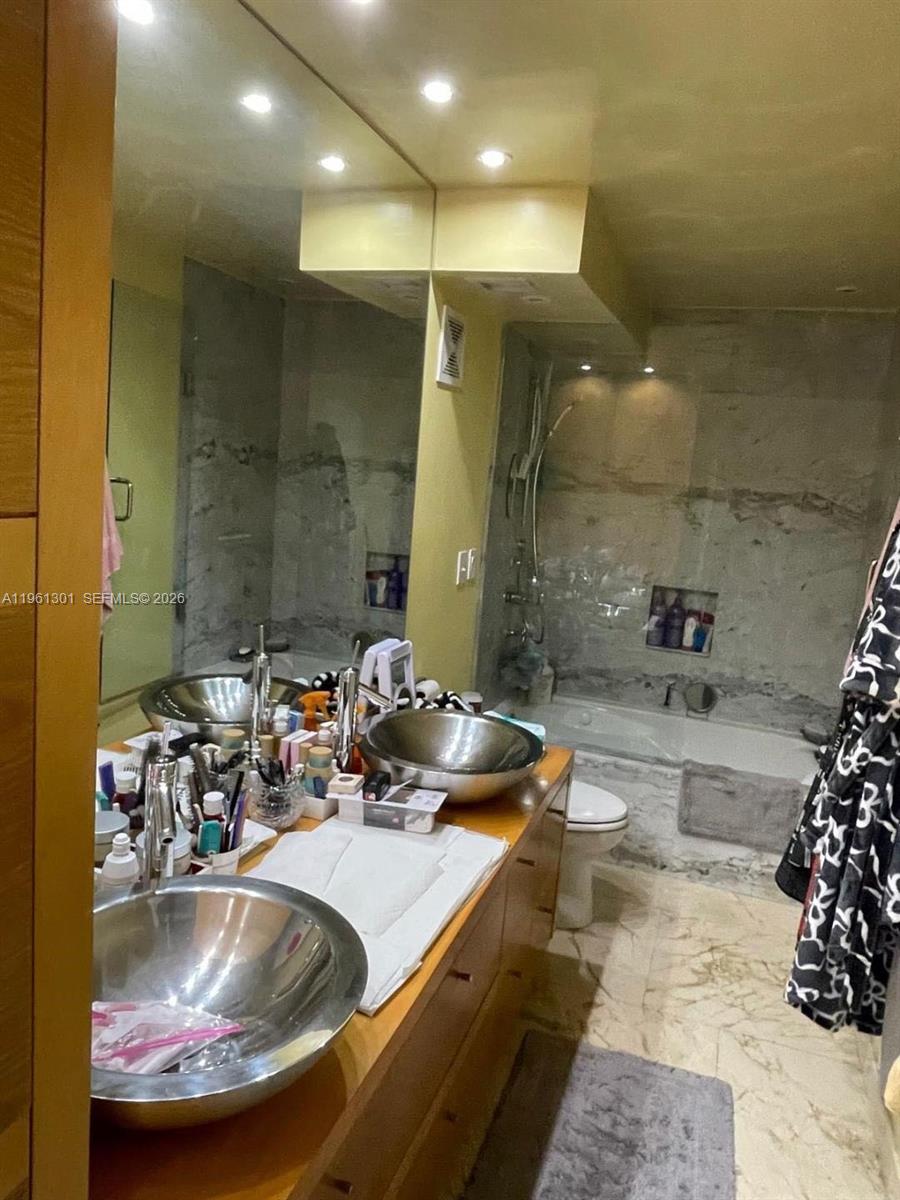 THE CARRIAGE CLUB NORTH C - Residential