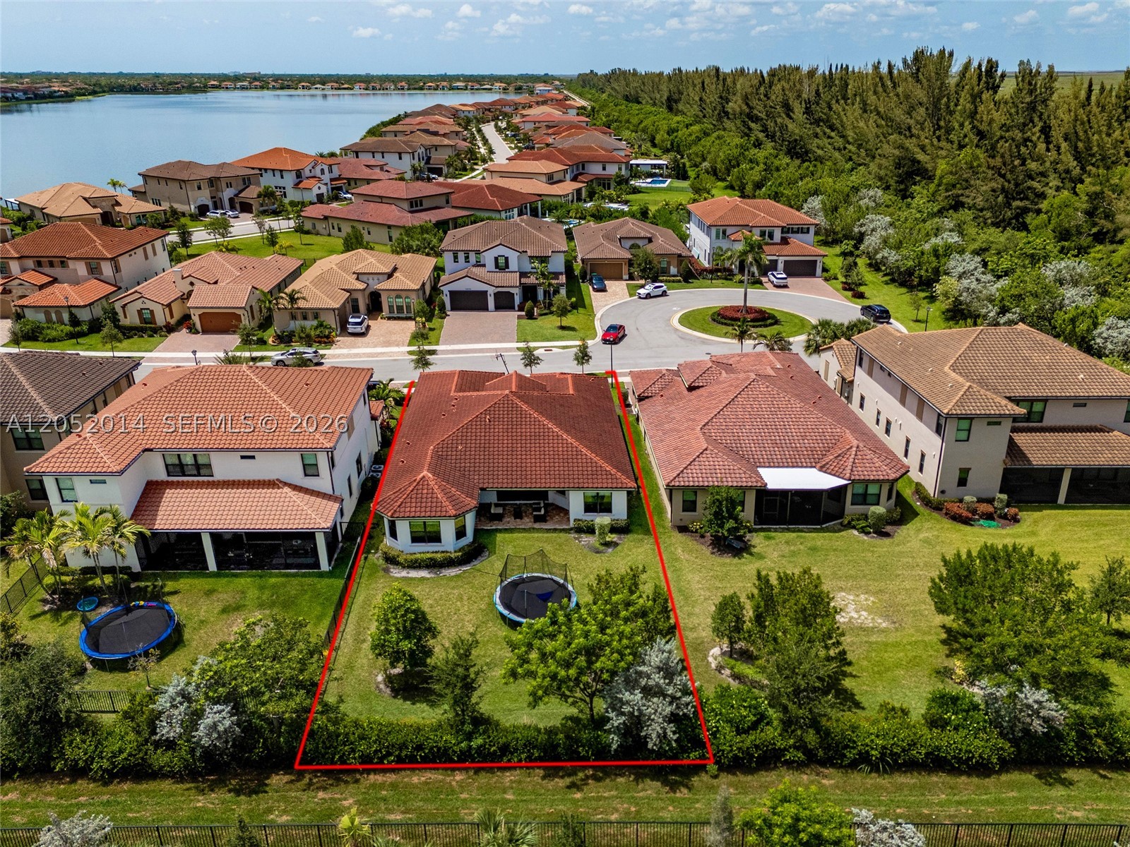 12835 Bayside Ct