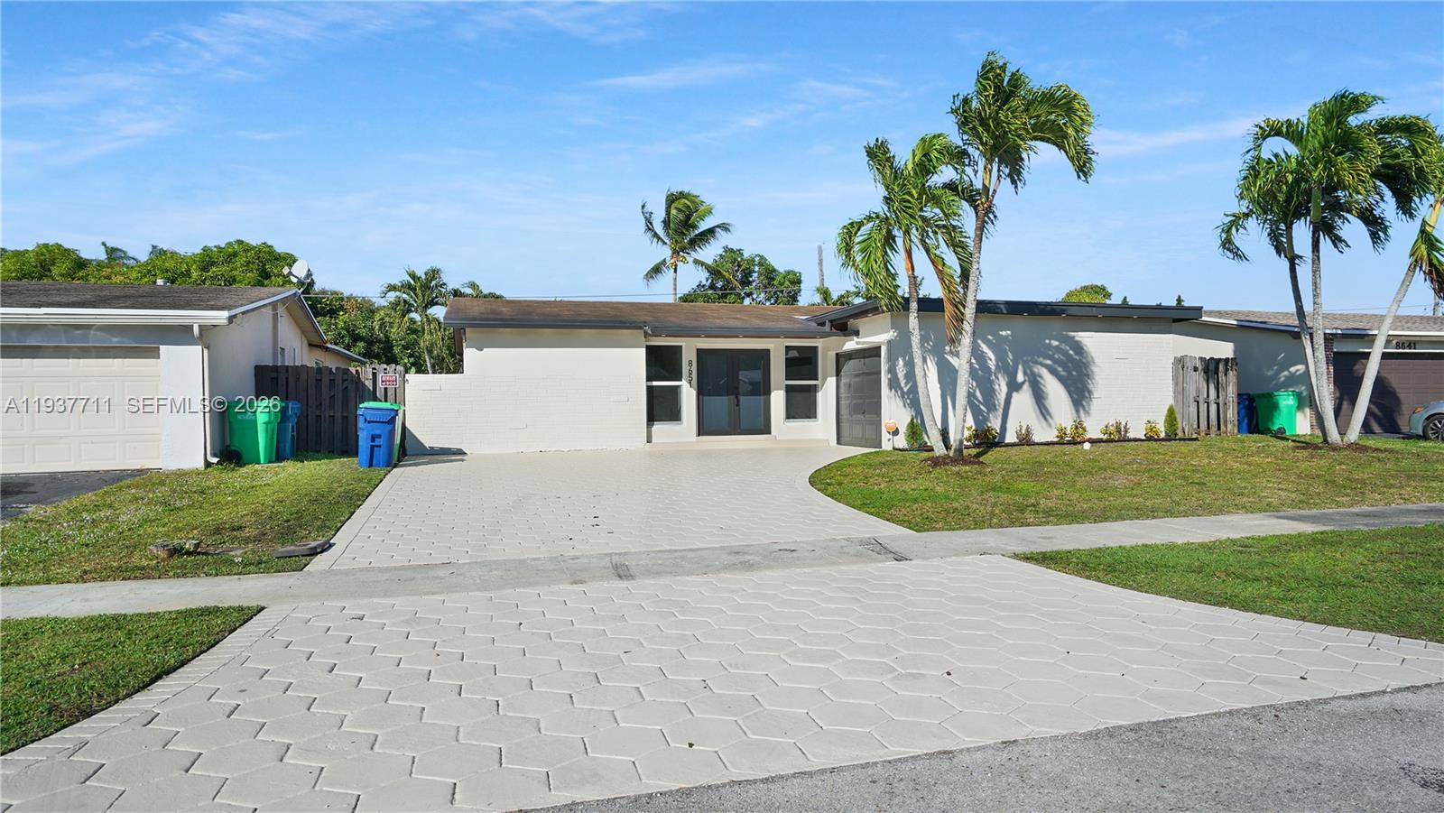 SUNRISE GOLF VILLAGE SEC - Residential