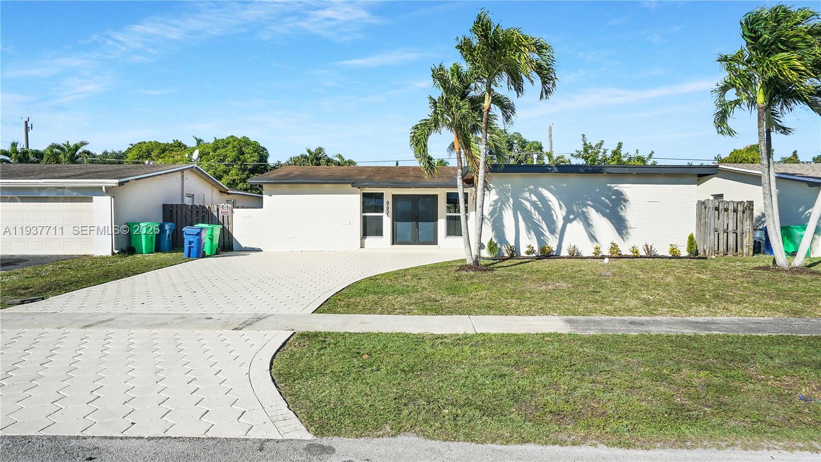 SUNRISE GOLF VILLAGE SEC - Residential