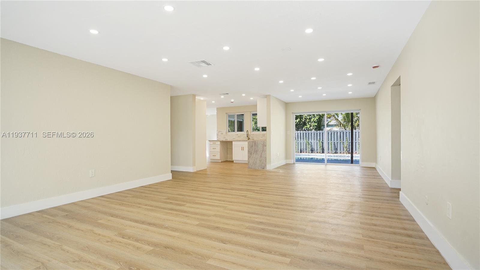 SUNRISE GOLF VILLAGE SEC - Residential