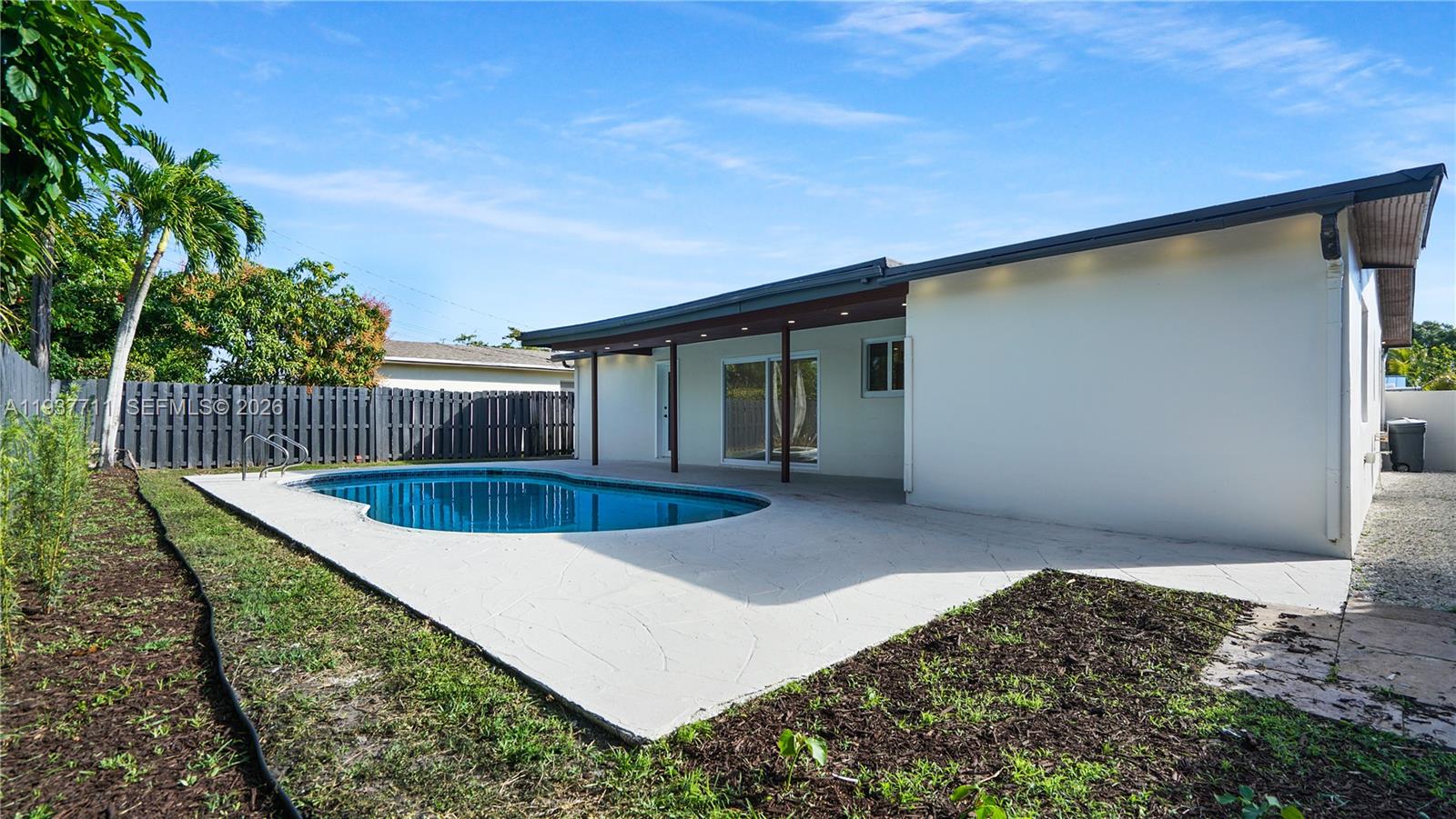 SUNRISE GOLF VILLAGE SEC - Residential