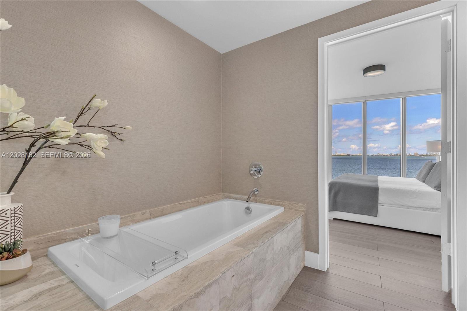 BISCAYNE BEACH CONDO - Residential