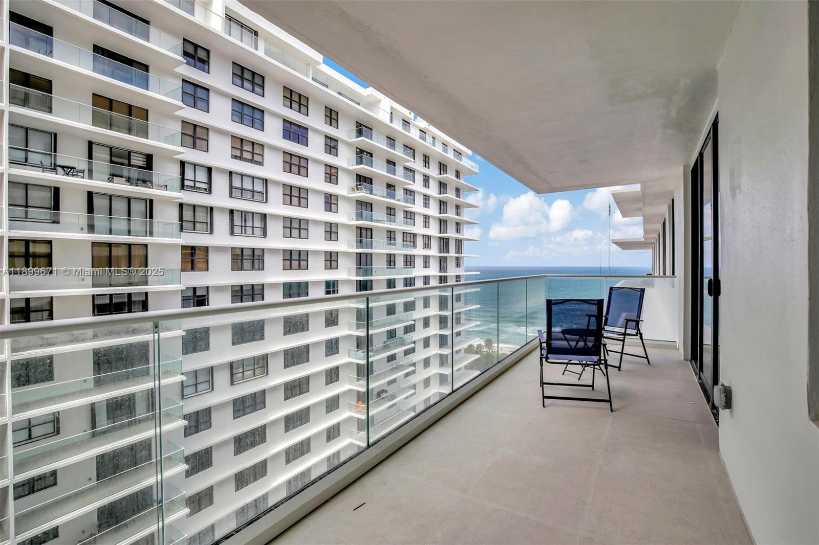 9801 Collins Ave 15X