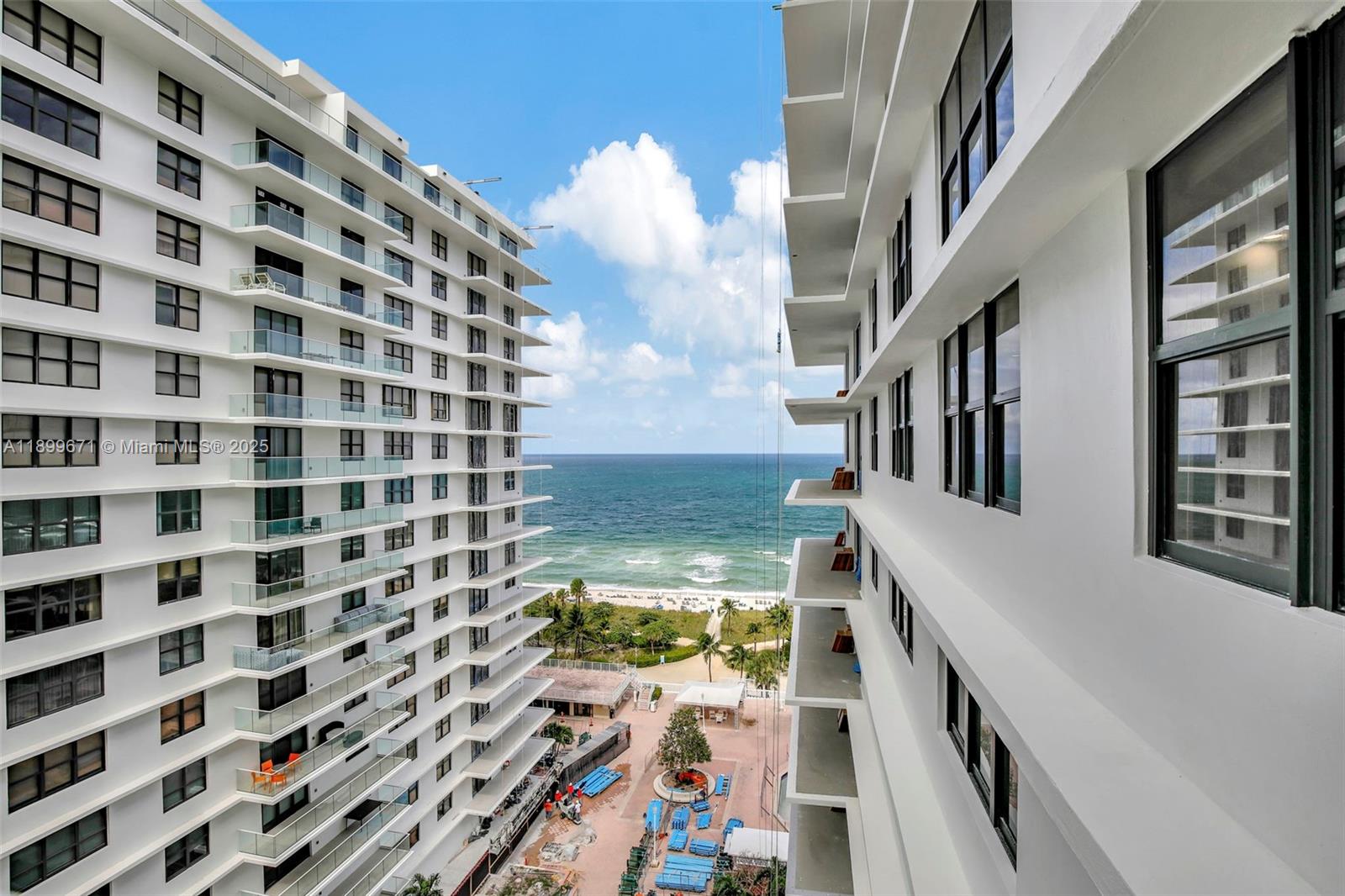 9801 Collins Ave 15X