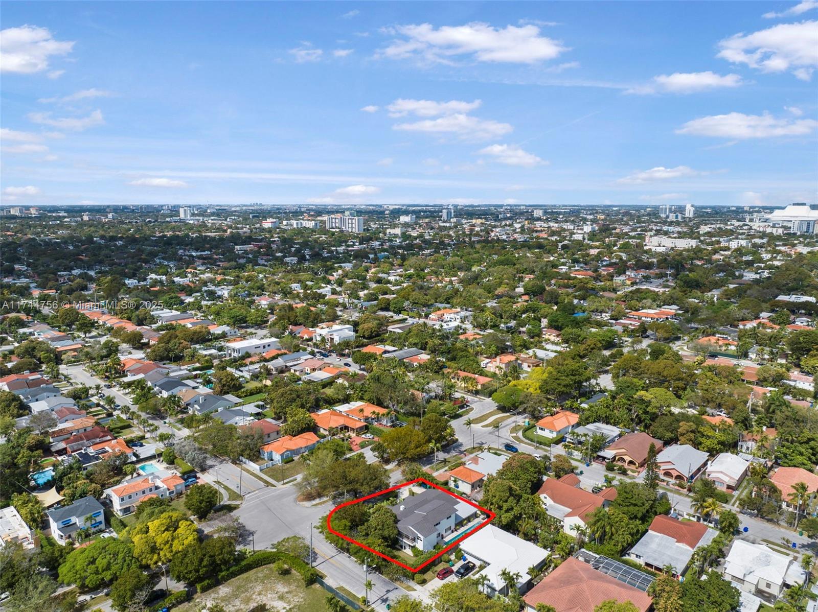 BRICKELLS ESTATES - Residential