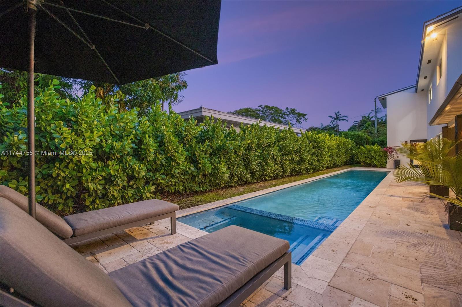 BRICKELLS ESTATES - Residential