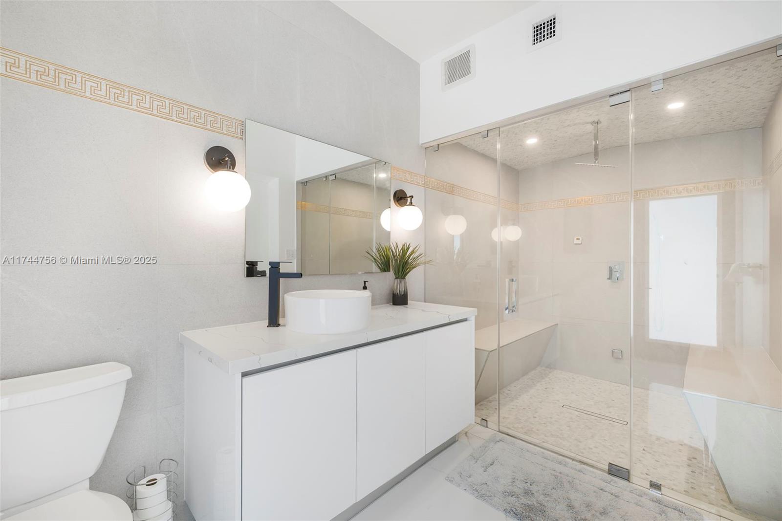 BRICKELLS ESTATES - Residential