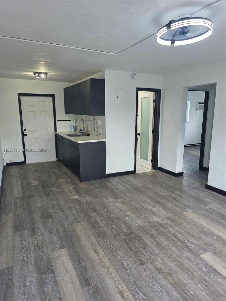 Beautifully renovated 2-bedroom, 1-bathroom apartment located in a quiet residential street in Fort Lauderdale (ZIP 33311). This bright and inviting unit offers approximately 850 sqft of living space, filled with natural sunlight throughout the day.
The apartment has been recently updated and features a brand-new kitchen with modern appliances, giving it a fresh and clean feel. It also includes a convenient washer and dryer hookup inside the unit for added comfort and practicality.
Enjoy the peaceful surroundings while still being just minutes away from downtown Fort Lauderdale, shopping centers, dining, and major conveniences—making it the perfect balance between tranquility and accessibility.
Rental Terms:
First month’s rent + last month’s rent + security deposit required
Proof of stable income required
This is an excellent opportunity for anyone looking for a move-in-ready home in a great location.