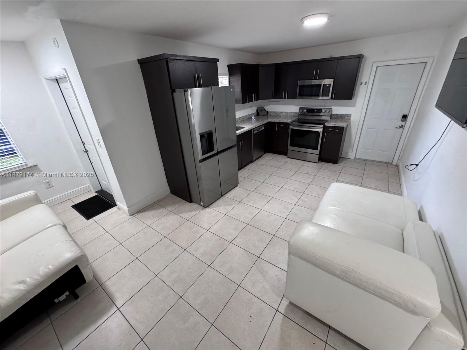 BROWARD PARK - Residential Lease