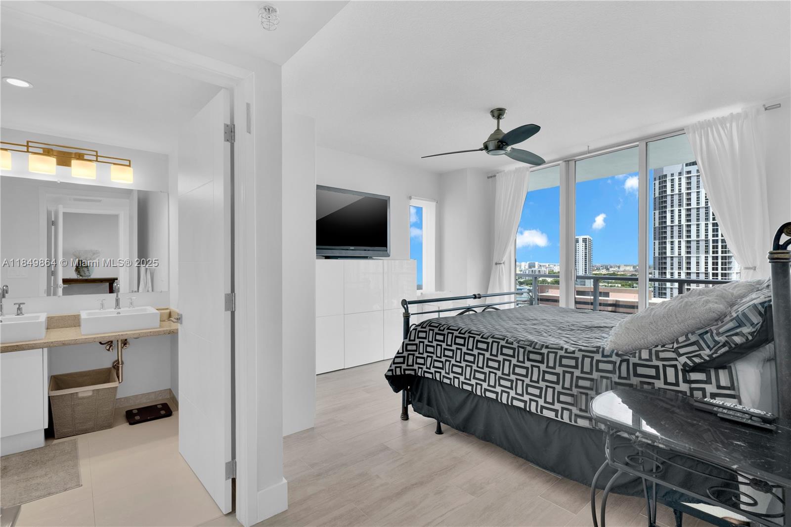 LATITUDE ON THE RIVER CON - Residential