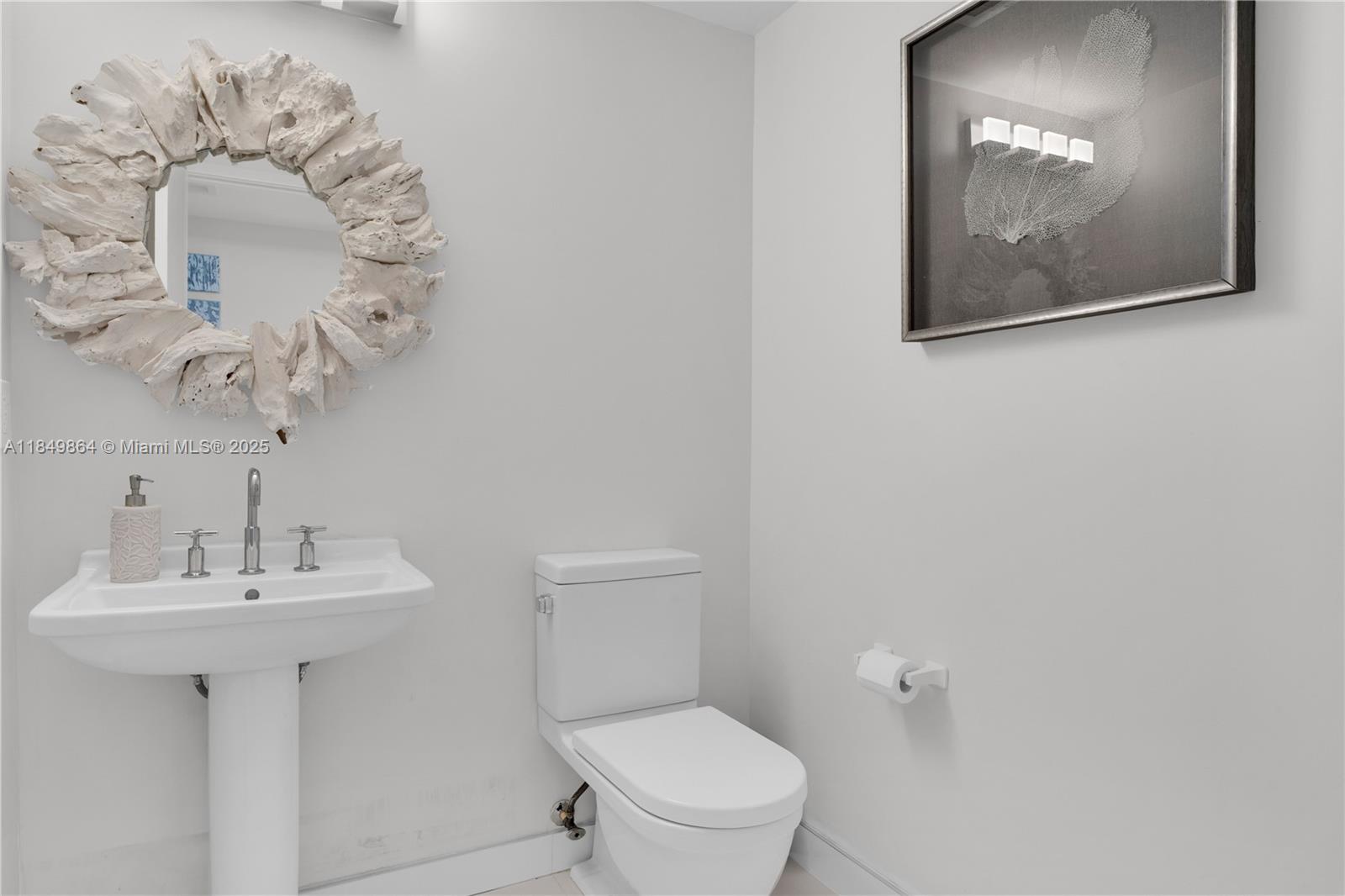 LATITUDE ON THE RIVER CON - Residential