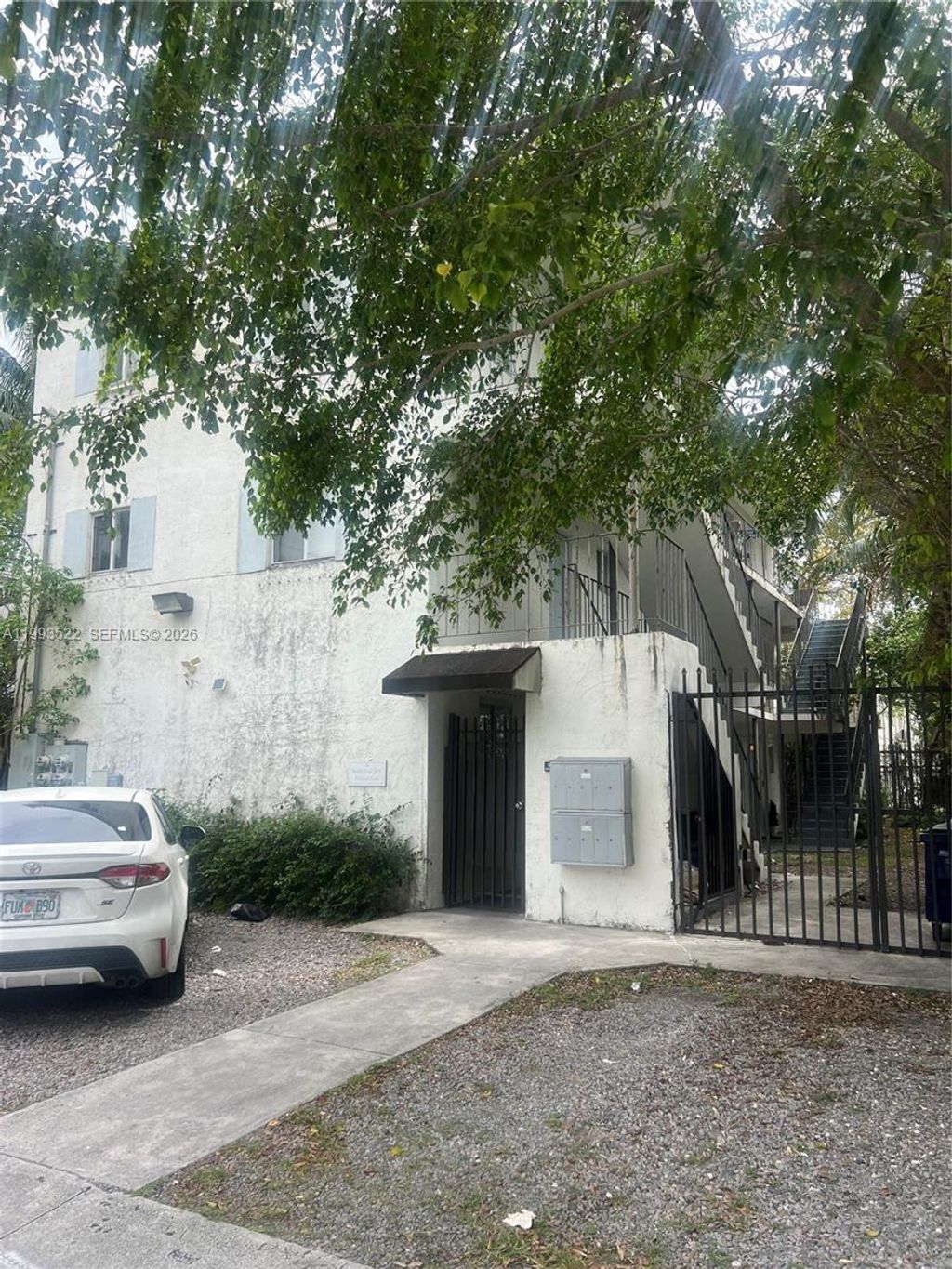 Photo of 3680 Oak Ave #2, Miami, FL 33133 (MLS # A11993522)