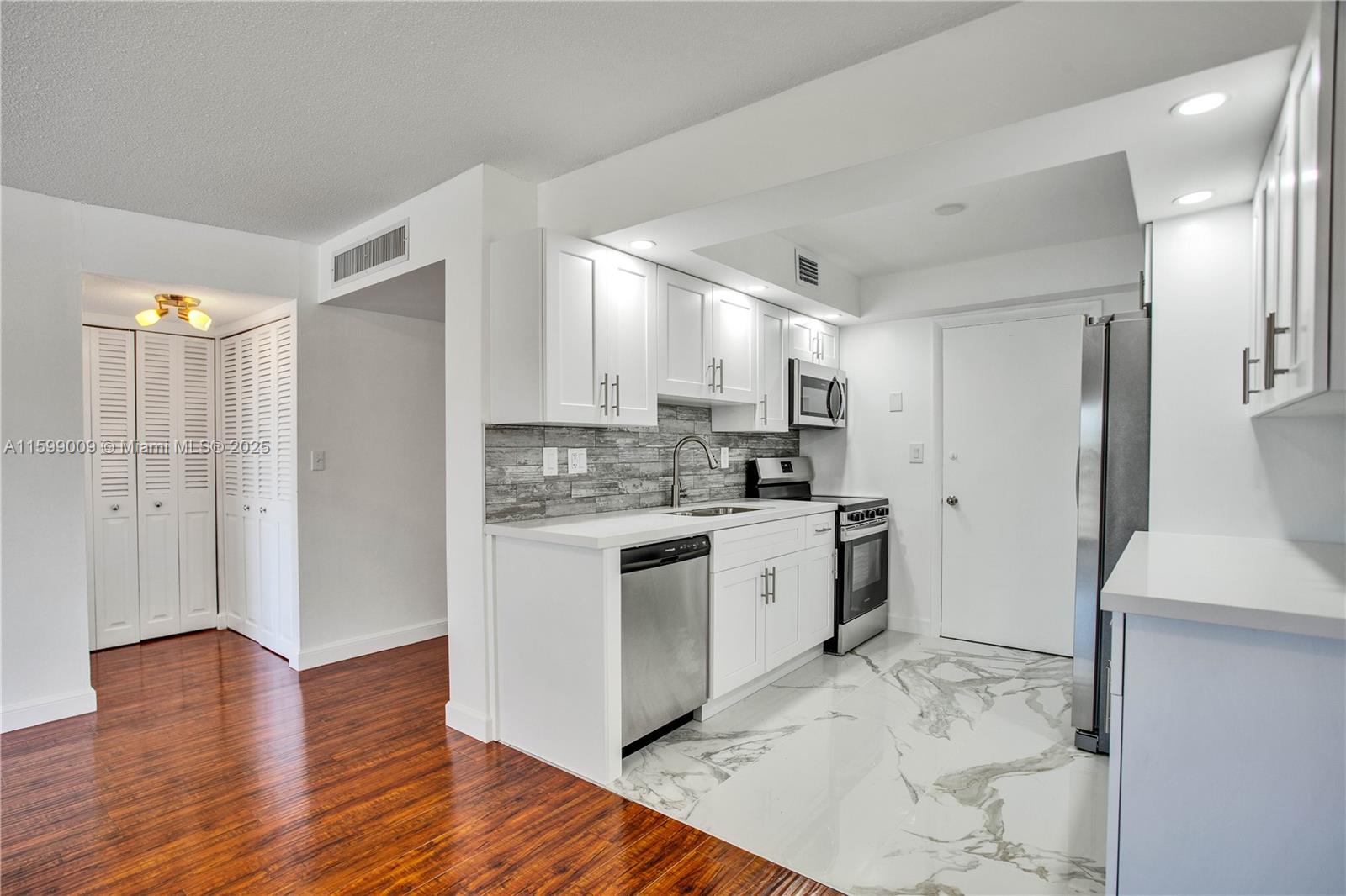 DARBY HALL APTS CONDO - Residential