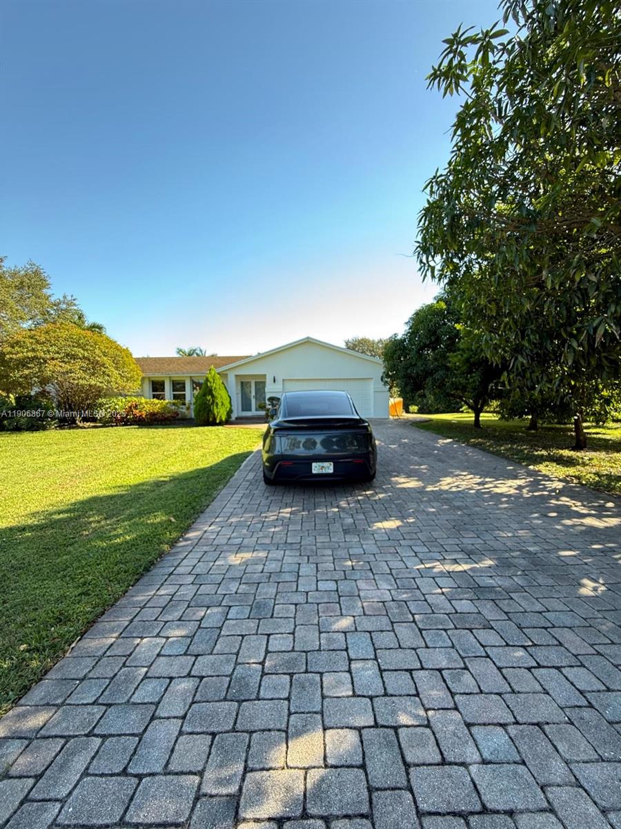 LAWSON ISLES - Residential