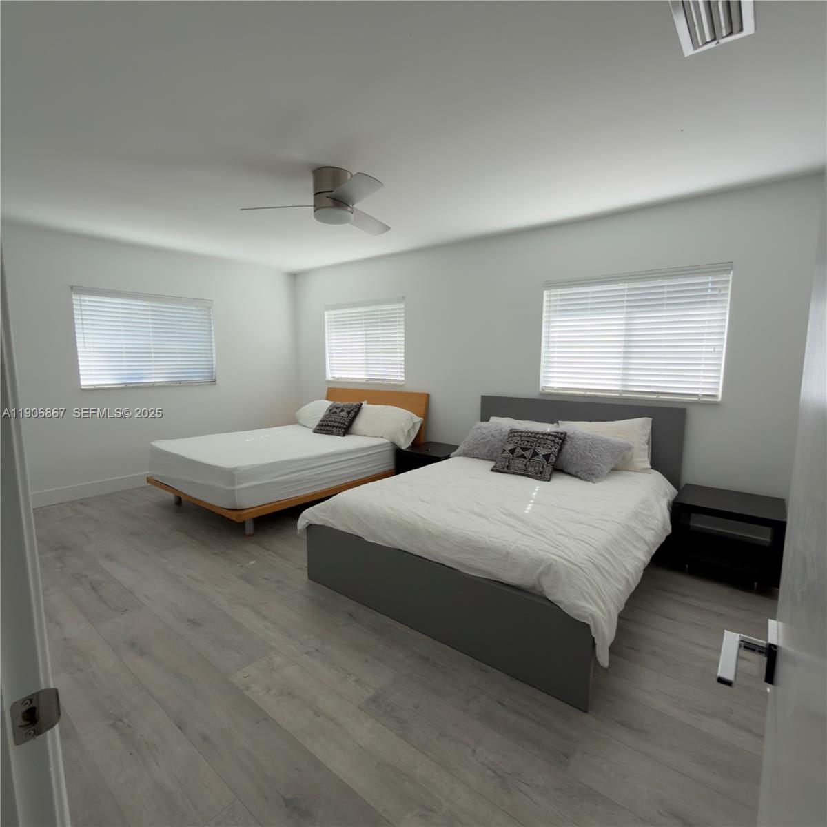 LAWSON ISLES - Residential