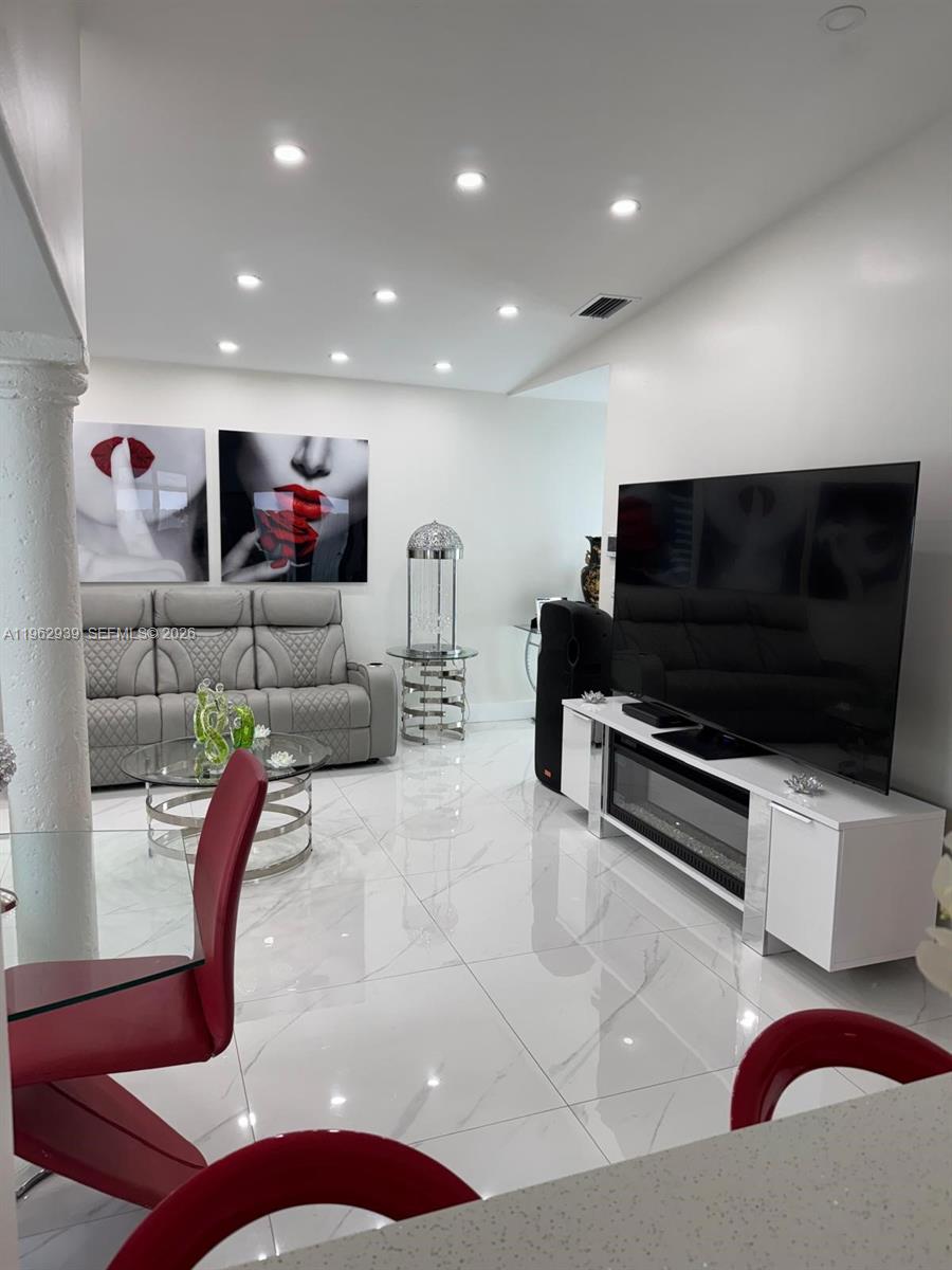 LIME GROVE ESTATES SEC 2 - Residential