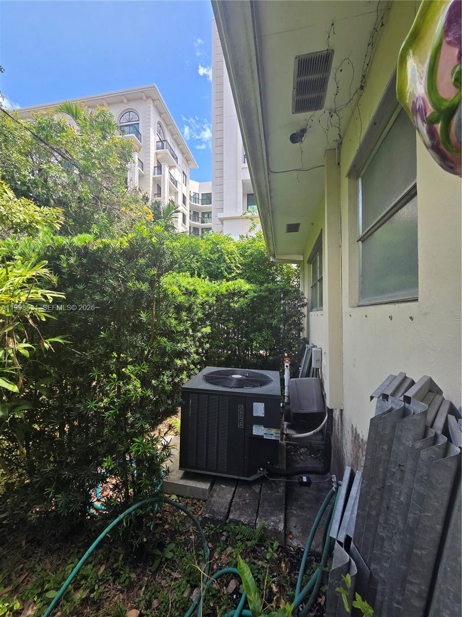 CORAL GABLES CRAFTS SEC - Residential