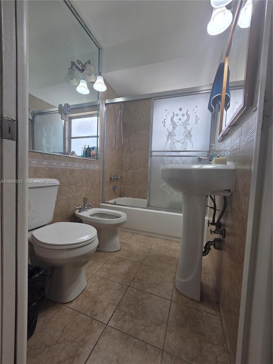 CORAL GABLES CRAFTS SEC - Residential