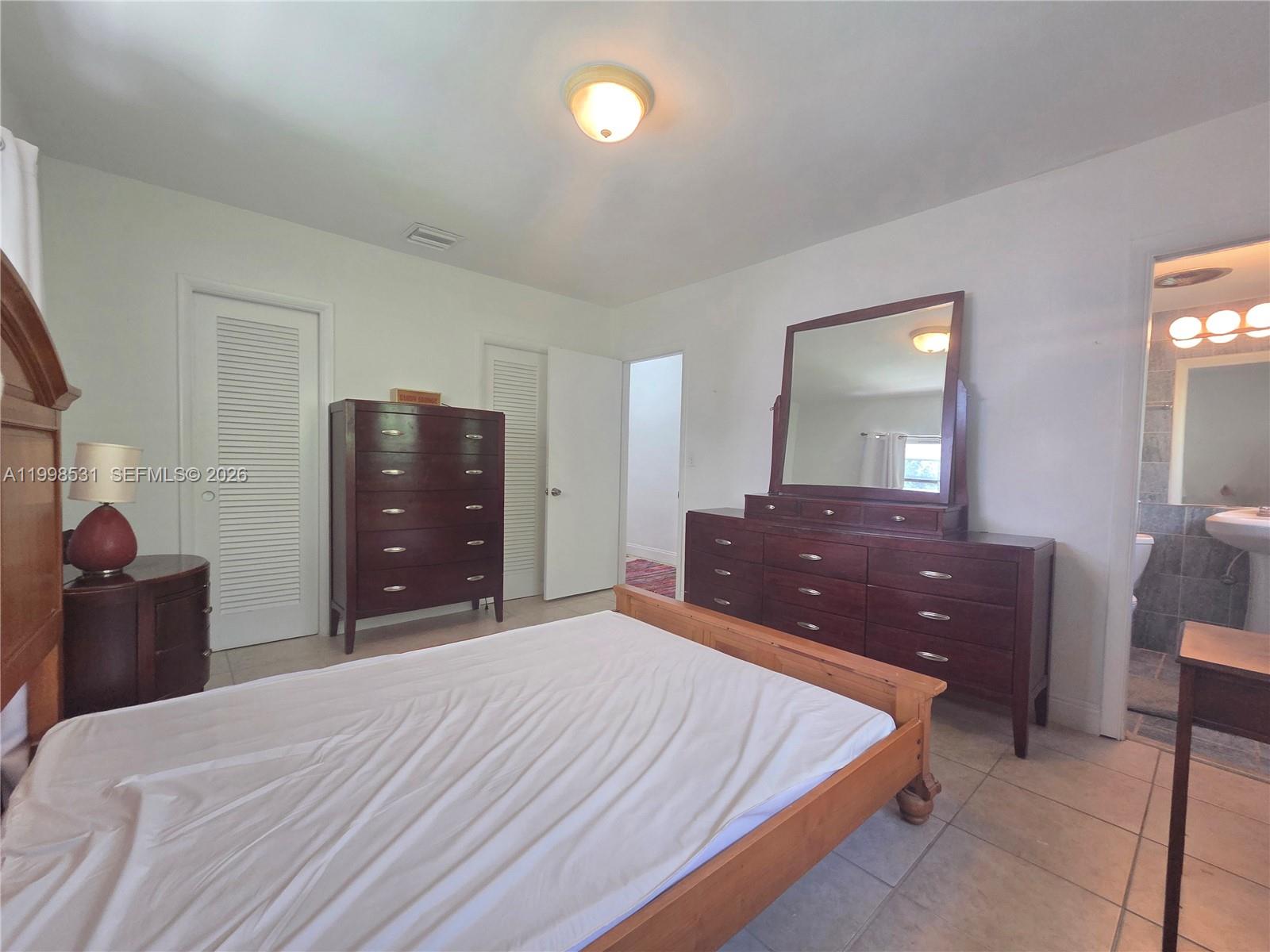 CORAL GABLES CRAFTS SEC - Residential