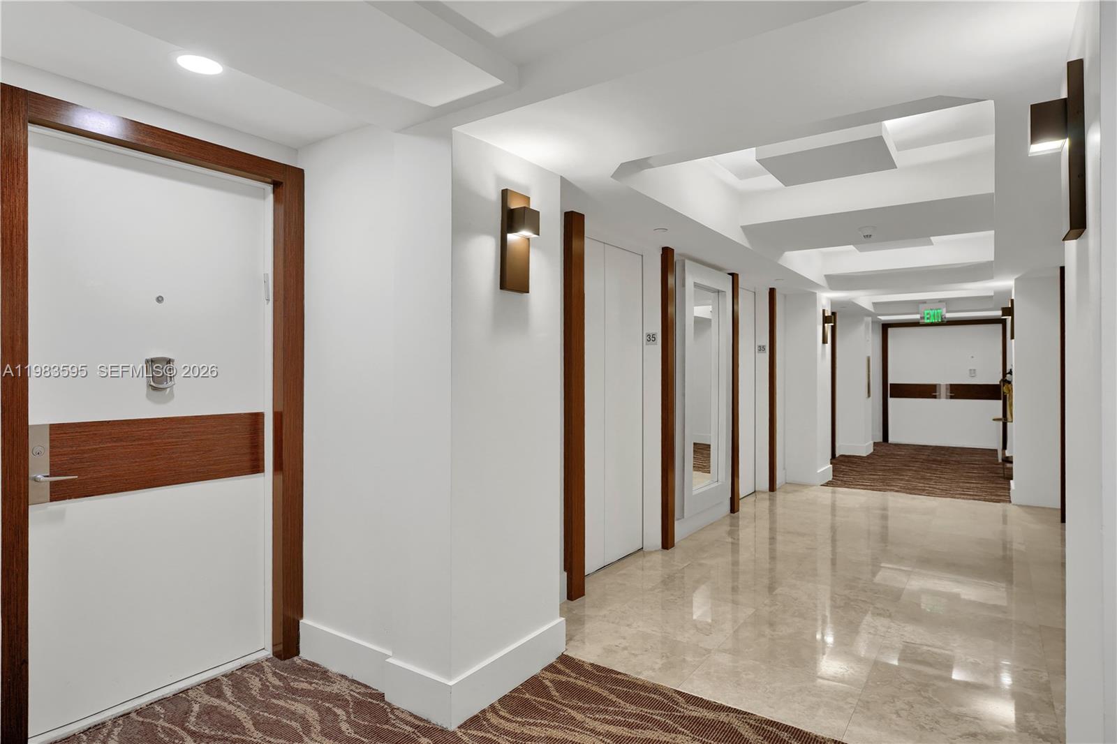 4775 Collins Ave 3508