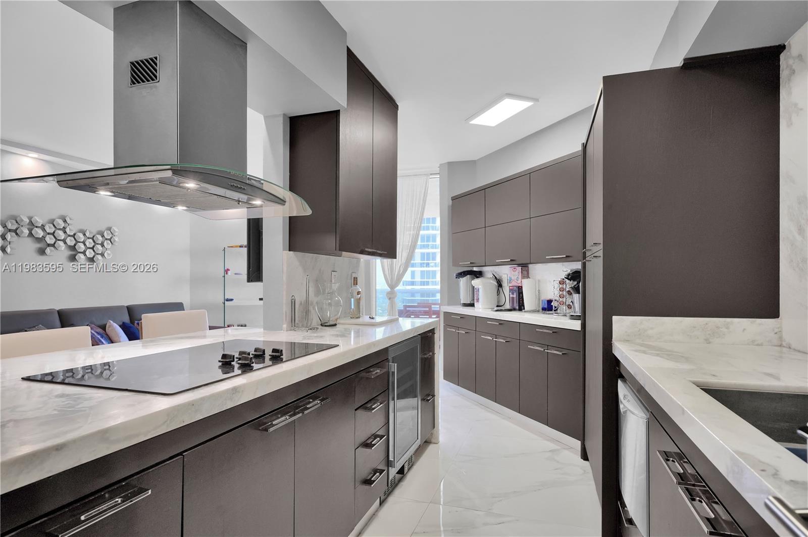 GREEN DIAMOND CONDO - Residential Lease