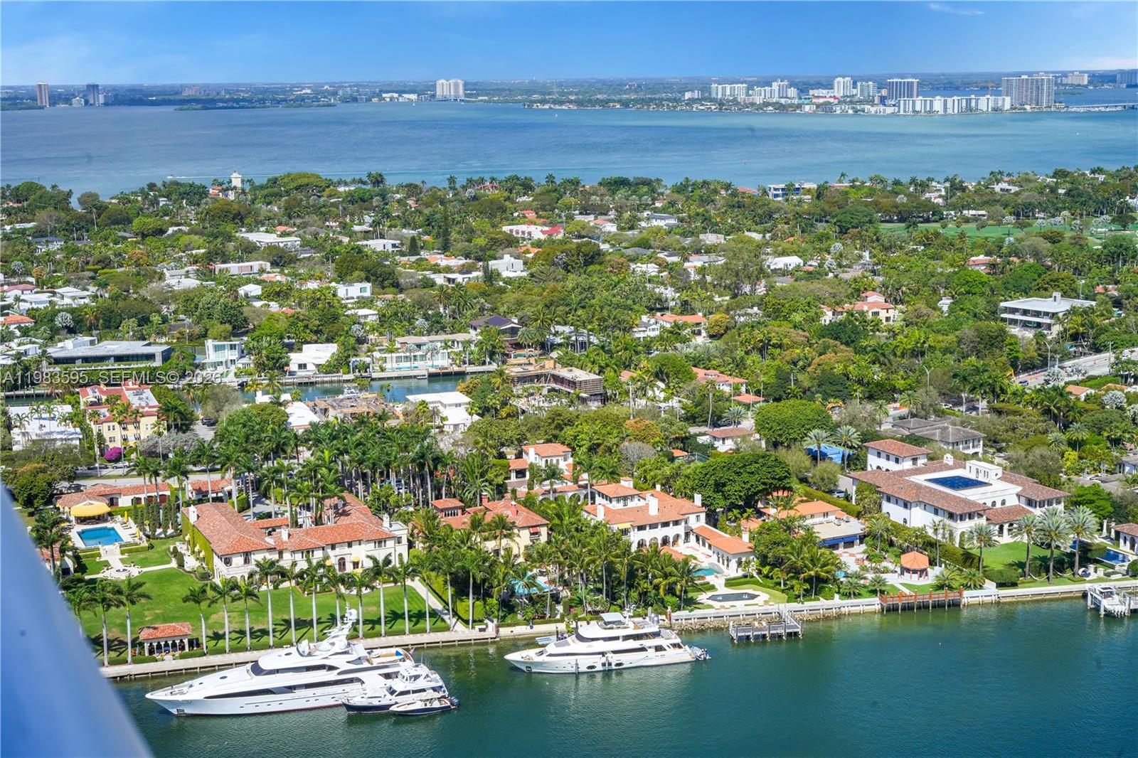 GREEN DIAMOND CONDO - Residential Lease