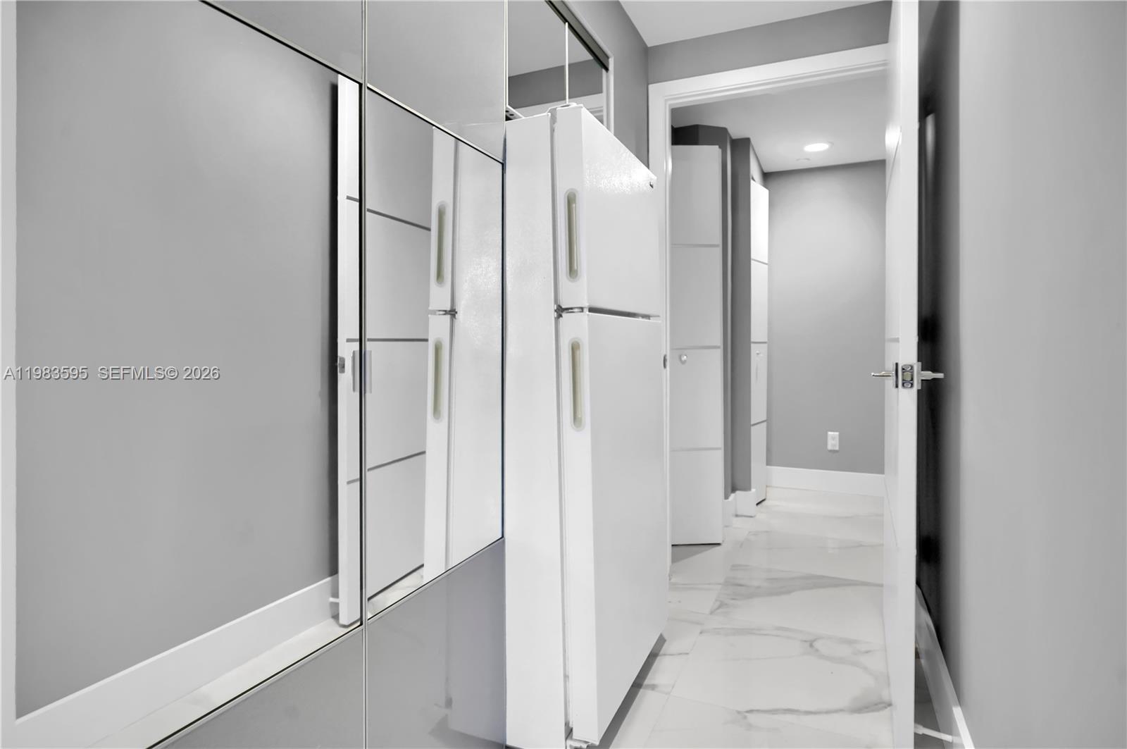 GREEN DIAMOND CONDO - Residential Lease