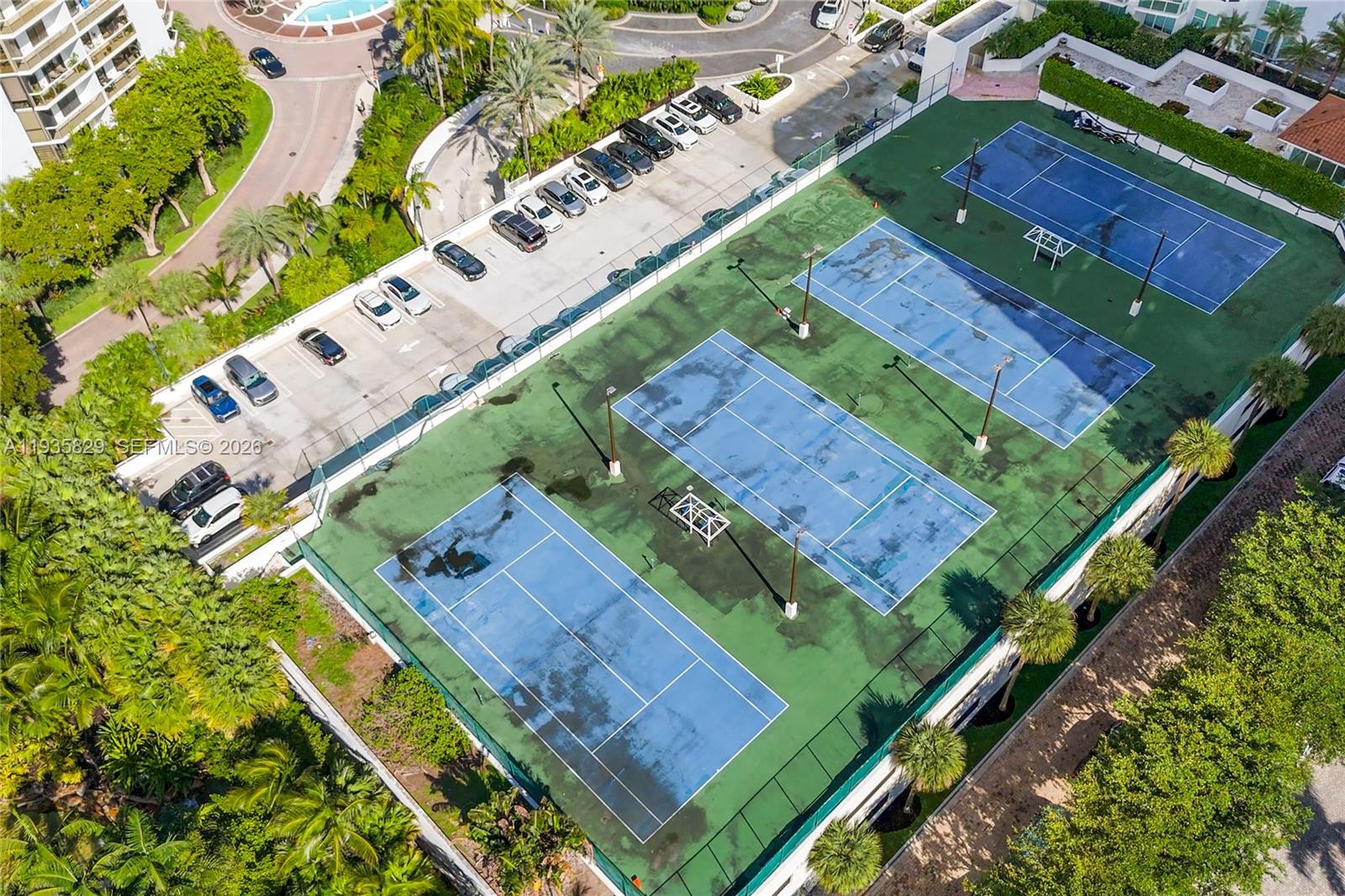 HAMPTONS SOUTH CONDO - Residential