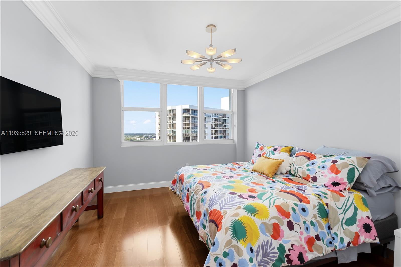 HAMPTONS SOUTH CONDO - Residential