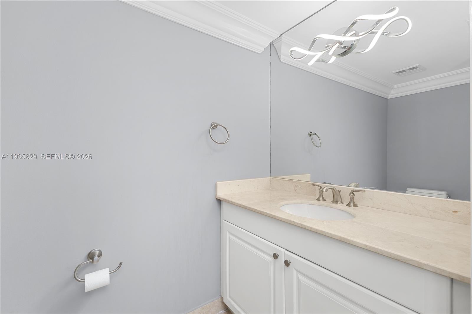 HAMPTONS SOUTH CONDO - Residential