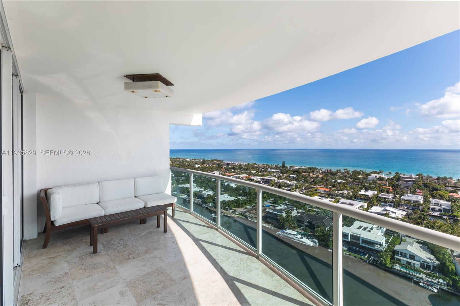 HAMPTONS SOUTH CONDO - Residential