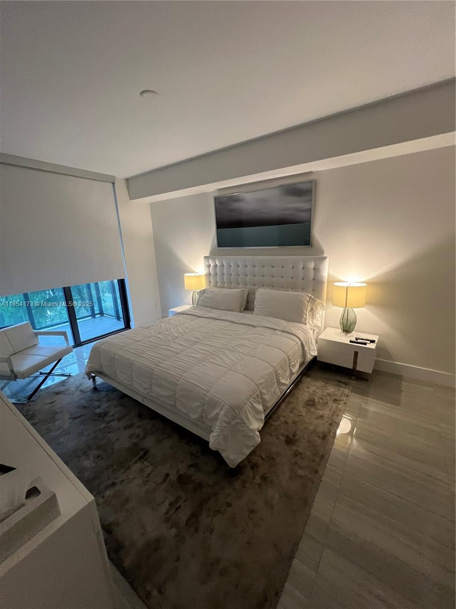 AVENTURA PARKSQUARE RESID - Residential Lease