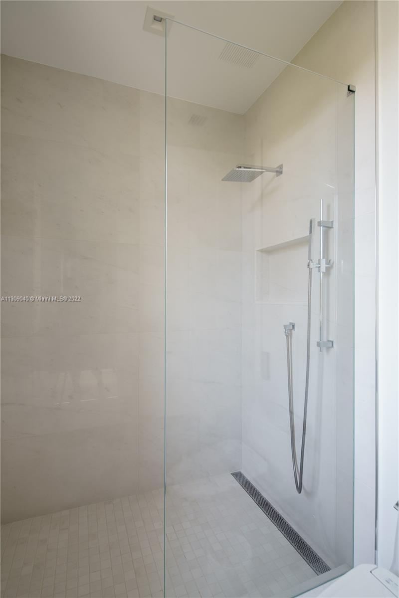 NURMI ISLES ISLAND NO 3 - Residential Lease