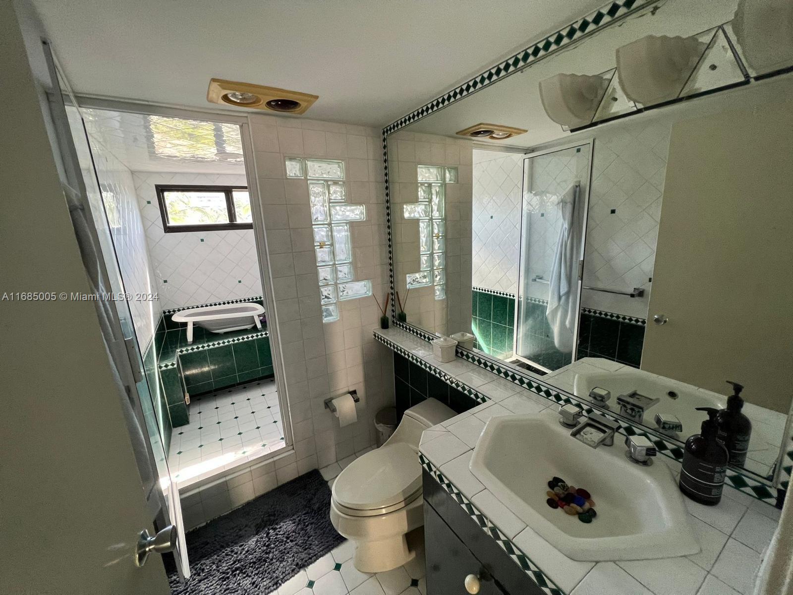 KEY COLONY NO 1 - Residential