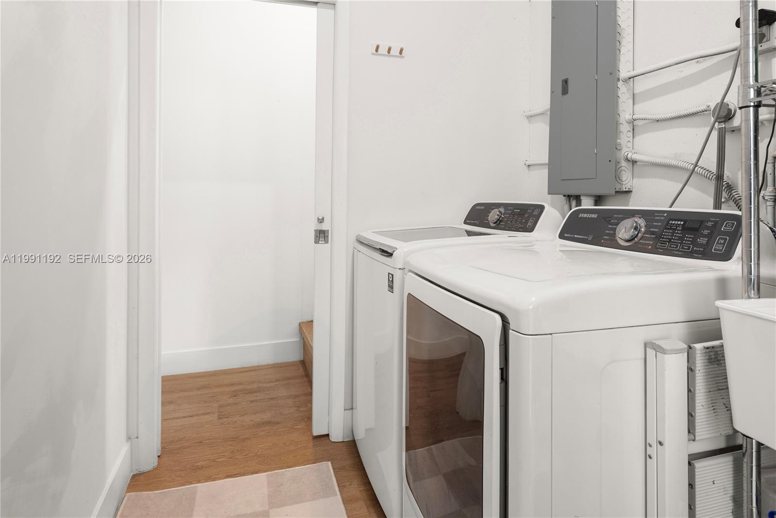 EL PORTAL - Residential