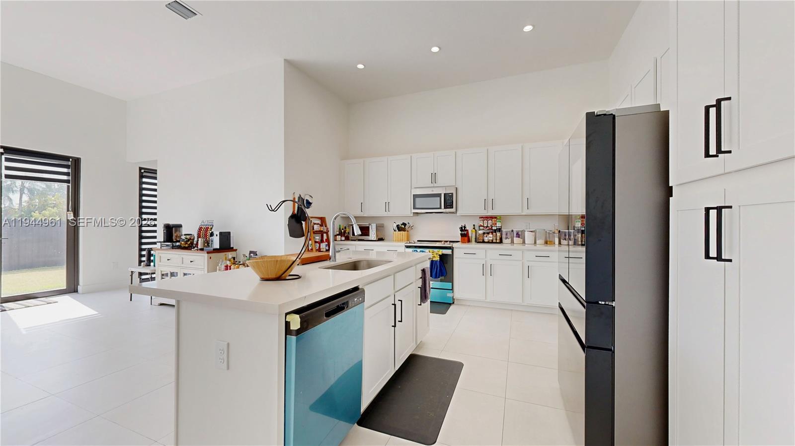 CENTURY ROYAL HOMES - Residential