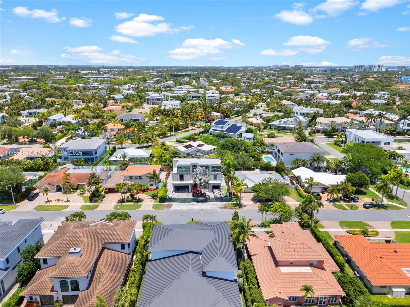 KINGS COURT REPLAT - Residential