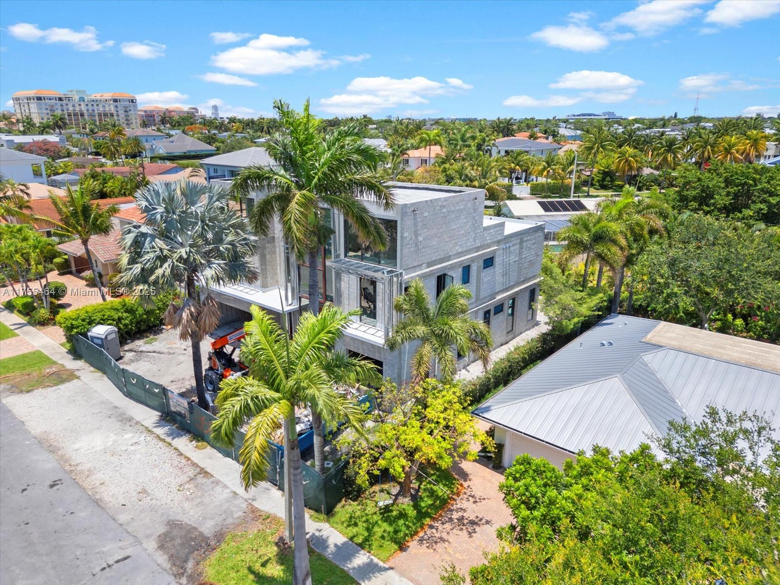 KINGS COURT REPLAT - Residential